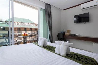 The Chic Patong Hotel – Foto 8