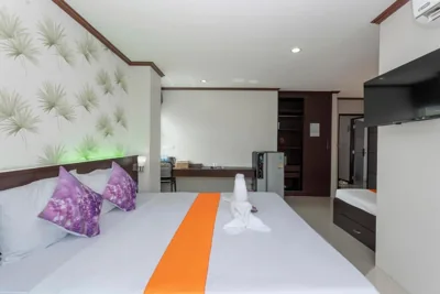 The Chic Patong Hotel – Foto 9